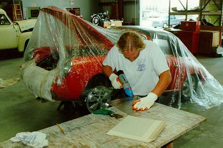 porsche2.jpg (223259 bytes)